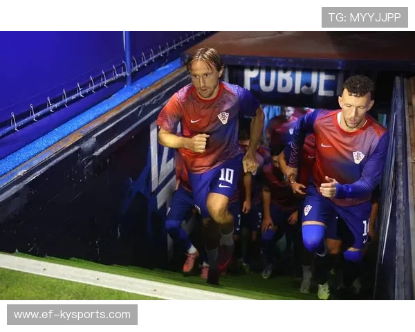 克罗地亚队在巴黎奥运会手球比赛中以34_22击败阿尔及利亚队，克罗地亚国家队赞助